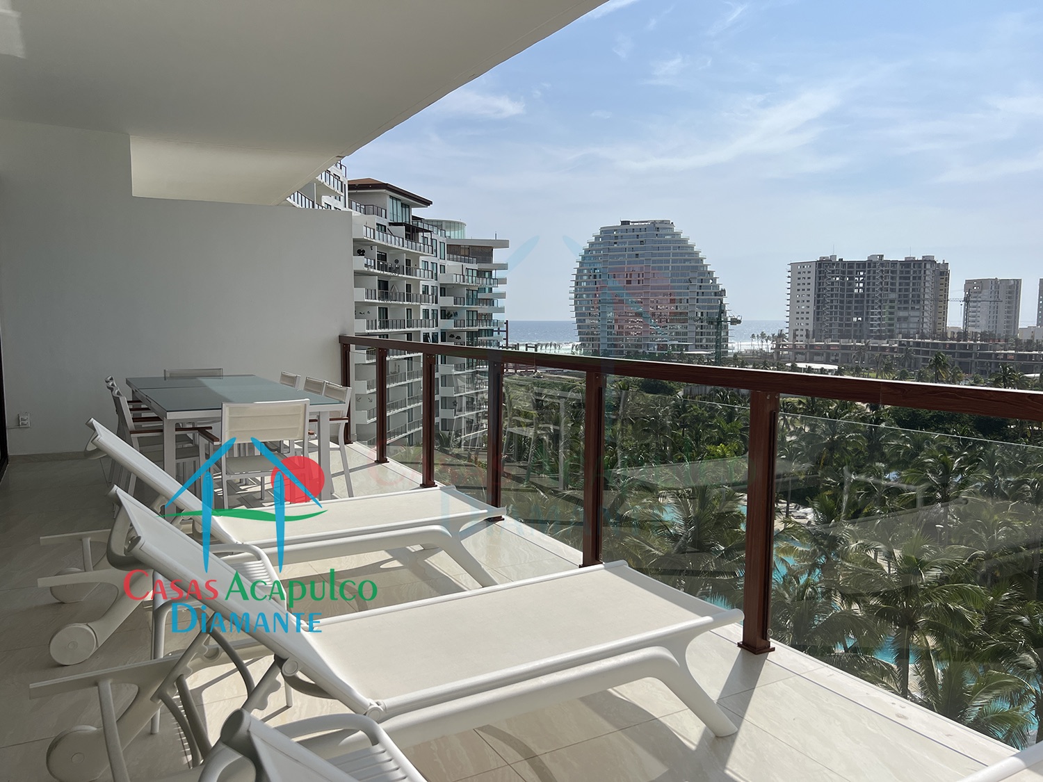 La Isla Emerald M8 - Terraza 2 La Isla Emerald M8 - Terraza 2